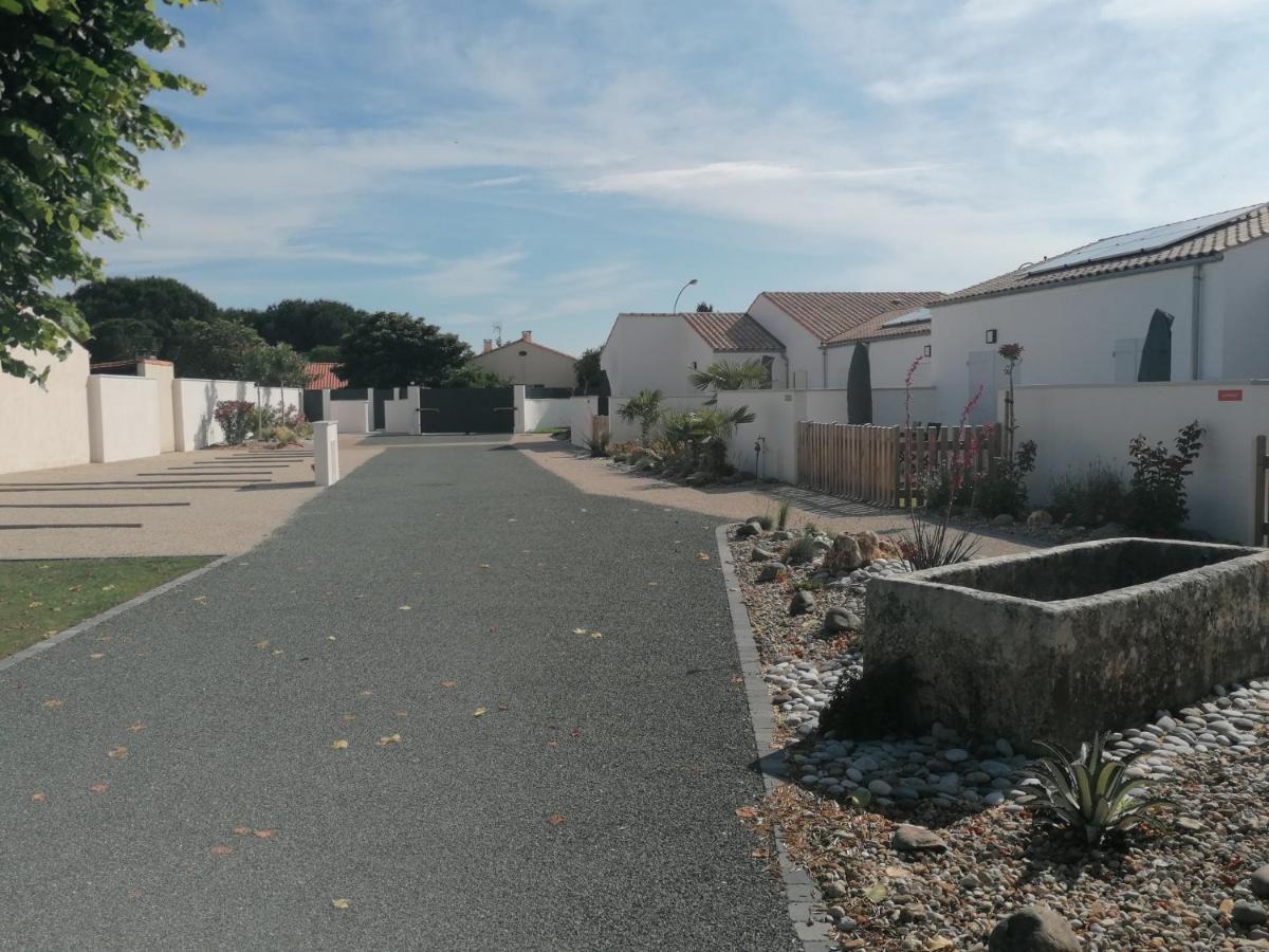 Le Matelot Maison Avec Piscine/Parking/Wifi/Plages 5Kms Les Mathes Luaran gambar